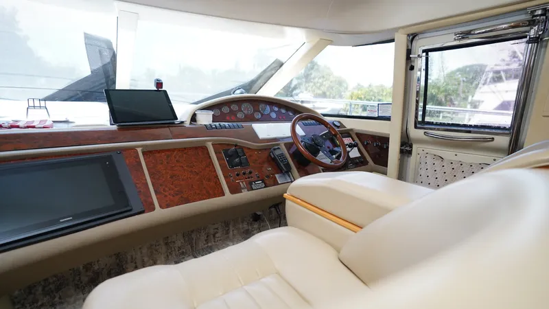 Slide: The Image of Princess FLYBRIDGE 1999 - 6840487