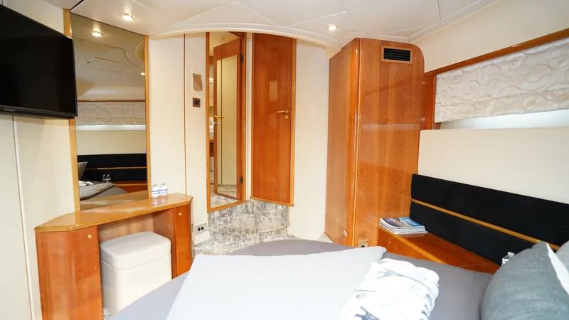 Slide: The Image of Princess FLYBRIDGE 1999 - 6840514