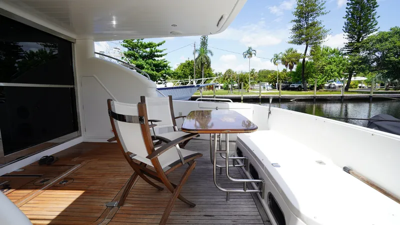 Slide: The Image of Princess FLYBRIDGE 1999 - 6840465