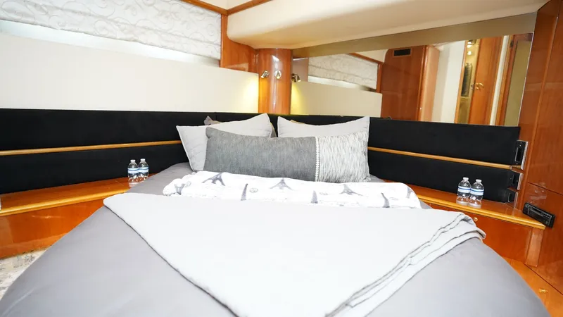 Slide: The Image of Princess FLYBRIDGE 1999 - 6840511
