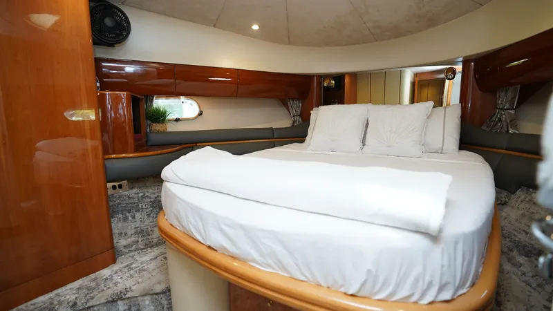 Slide: The Image of Princess FLYBRIDGE 1999 - 6840499