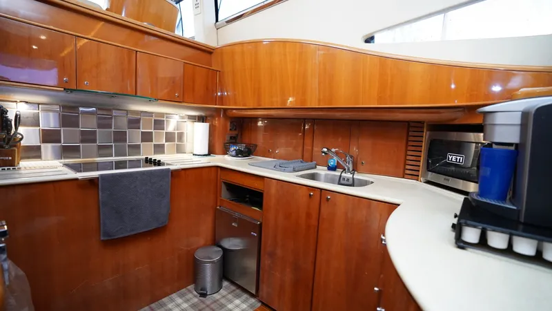 Slide: The Image of Princess FLYBRIDGE 1999 - 6840489