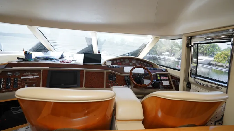 Slide: The Image of Princess FLYBRIDGE 1999 - 6840486