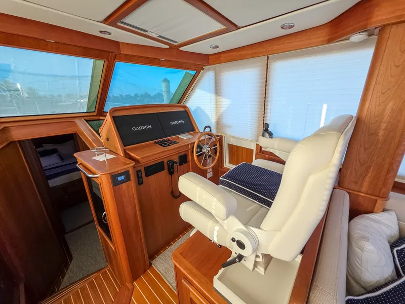 Slide: The Image of Sabre 43 Salon Express 2025 - 6838563
