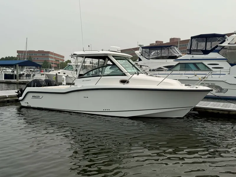 The Image of Boston Whaler Conquest 2013 - 6839537