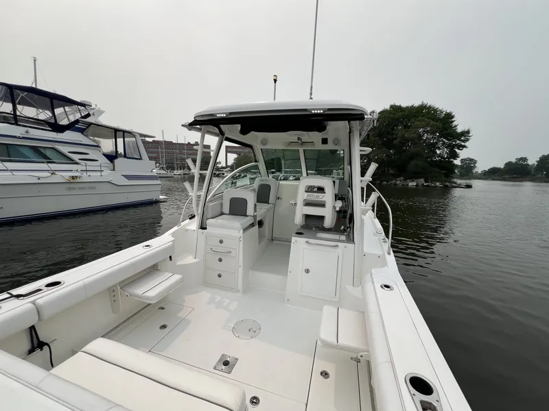Slide: The Image of Boston Whaler Conquest 2013 - 6839552