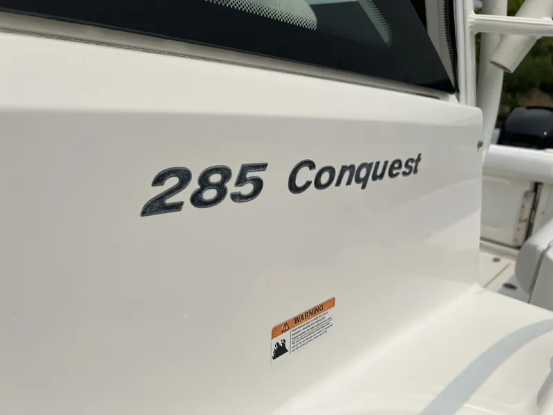 Slide: The Image of Boston Whaler Conquest 2013 - 6839547