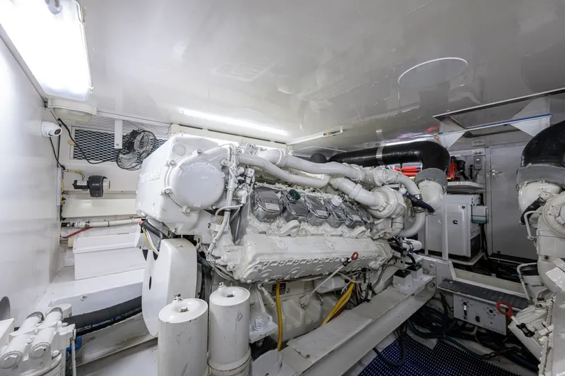 Slide: The Image of Viking 61 Convertible 2002 - 7683299