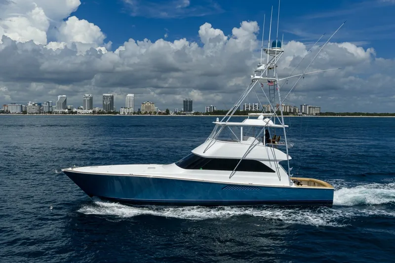 The Image of Viking 61 Convertible 2002 - 7683188