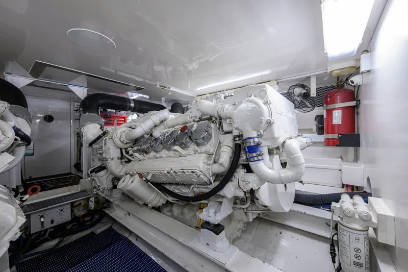 Slide: The Image of Viking 61 Convertible 2002 - 7087568