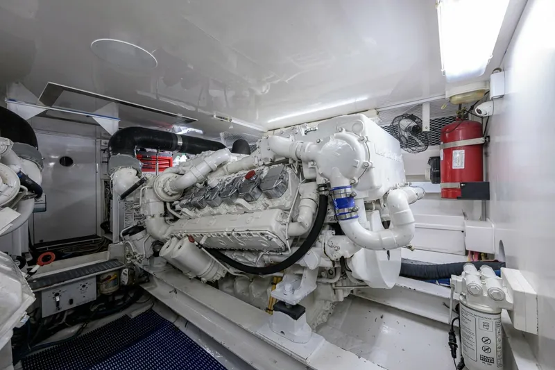 Slide: The Image of Viking 61 Convertible 2002 - 7683285