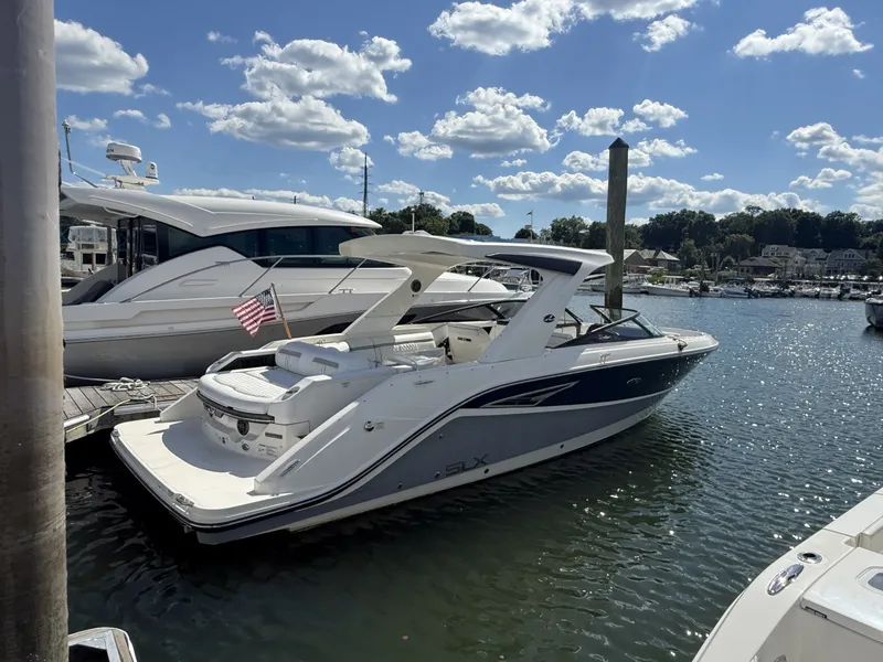 The Image of Sea Ray 310 SLX 2016 - 6839700
