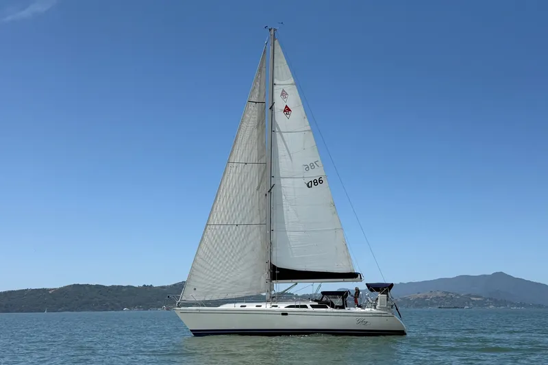 Slide: The Image of Catalina 42 MkII 2001 - 6841561