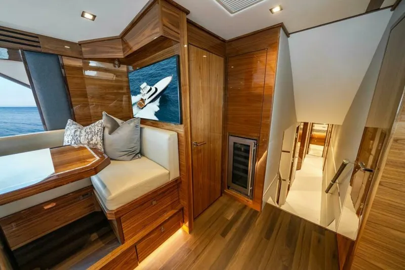 Slide: The Image of Viking 82 Skybridge - Dinette 2027 Viking 82 Skybridge - 6844574