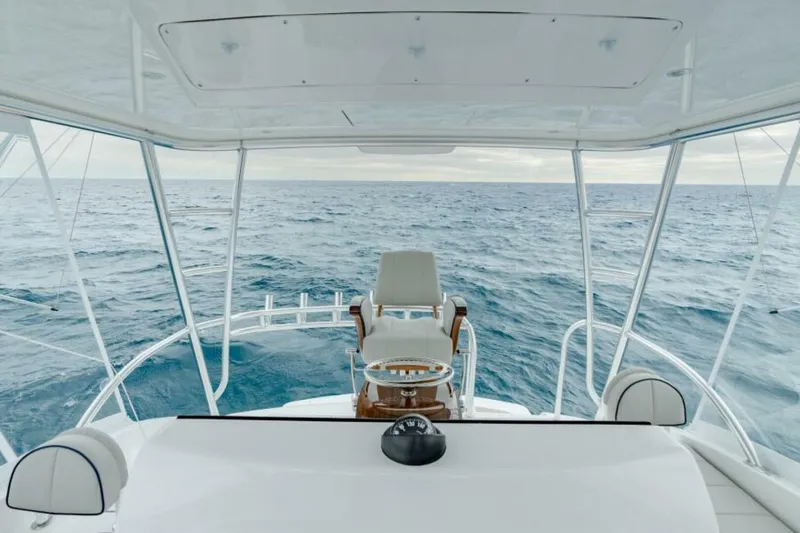 Slide: The Image of Viking 46 Billfish - Helm 2027 Viking 46 Billfish - 6844932