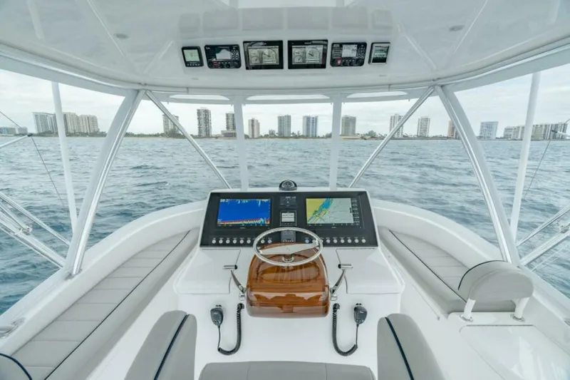 Slide: The Image of Viking 46 Billfish - Helm 2027 Viking 46 Billfish - 6844929