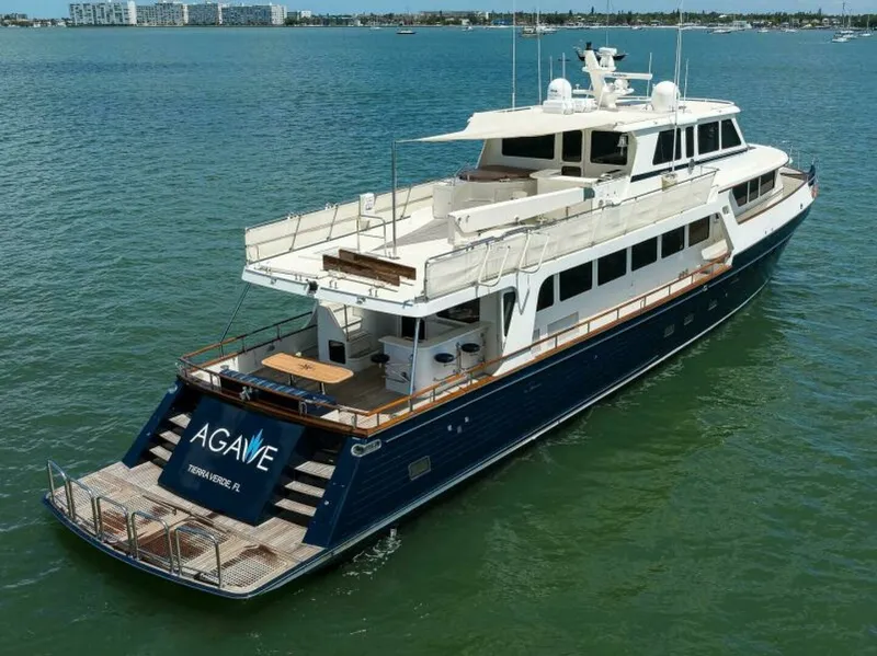 Slide: The Image of Marlow 97 Explorer 2011 - 7682880
