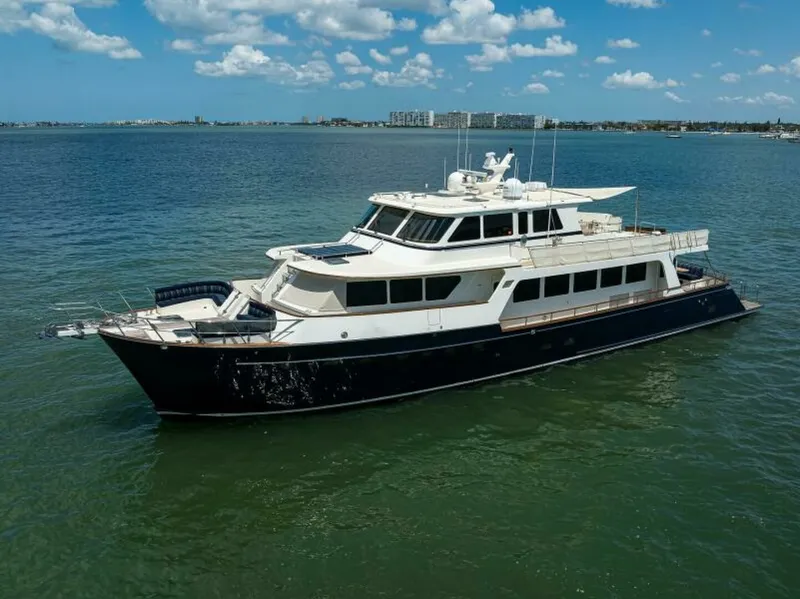 Slide: The Image of Marlow 97 Explorer 2011 - 7682877