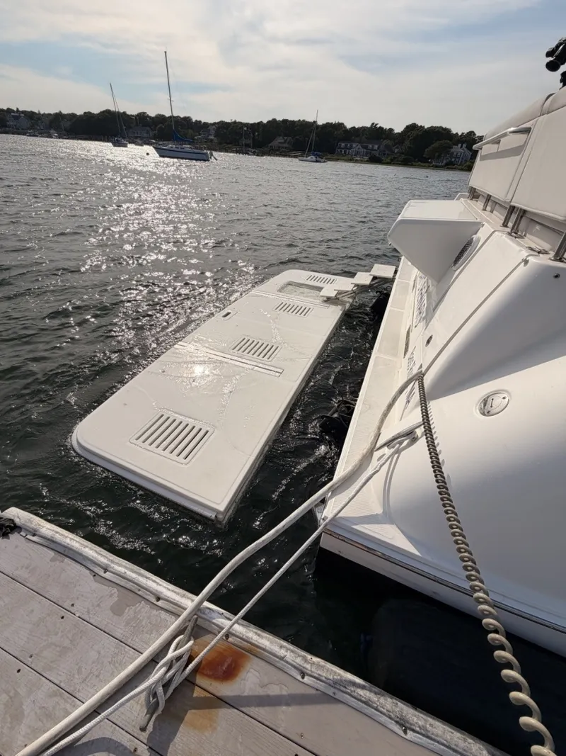Slide: The Image of Sea Ray 460 Sundancer 2017 - 6863484