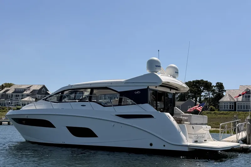 Slide: The Image of Sea Ray 460 Sundancer 2017 - 6846903