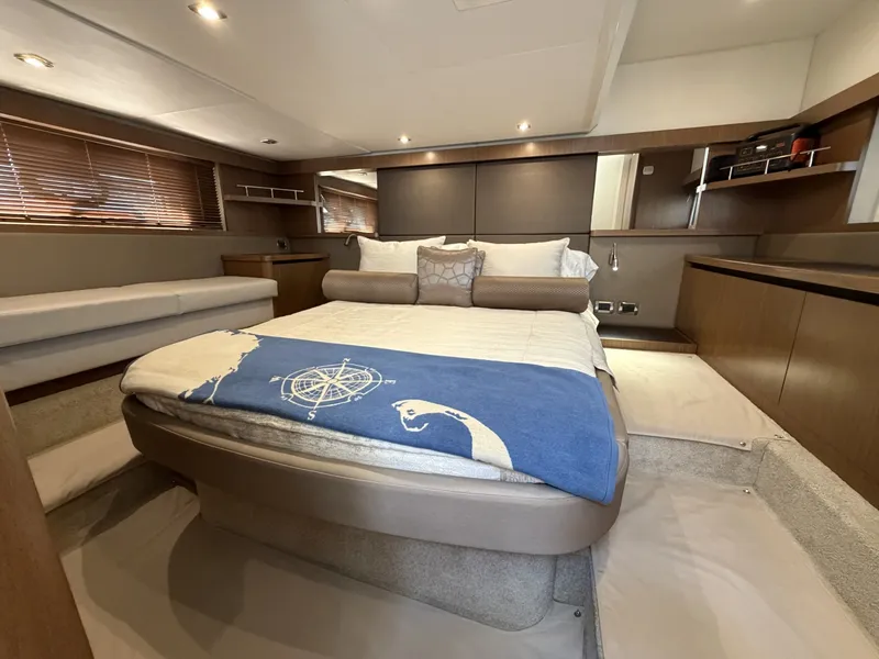 Slide: The Image of Sea Ray 460 Sundancer 2017 - 6846882