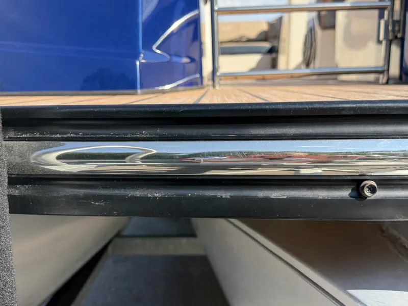 Slide: The Image of Harris Crowne 250 SL Tritoon 2019 - 6848014