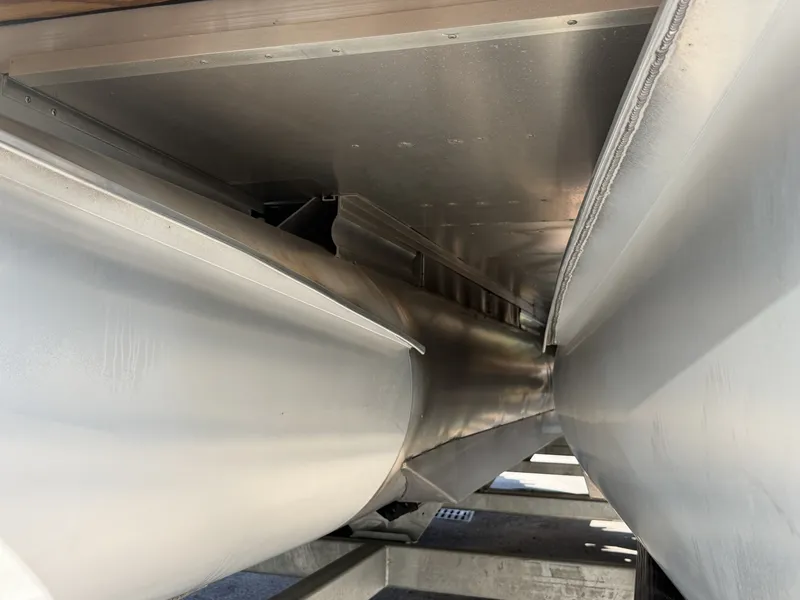 Slide: The Image of Harris Crowne 250 SL Tritoon 2019 - 6848010