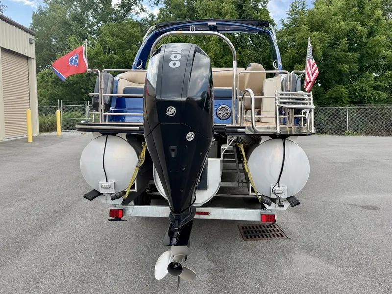 Slide: The Image of Harris Crowne 250 SL Tritoon 2019 - 6847862