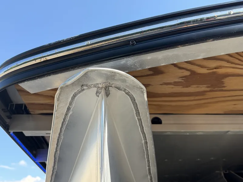 Slide: The Image of Harris Crowne 250 SL Tritoon 2019 - 6848024