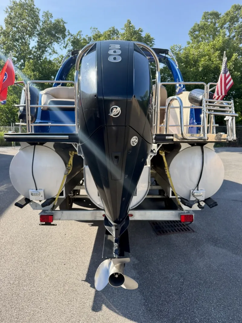 Slide: The Image of Harris Crowne 250 SL Tritoon 2019 - 6847948