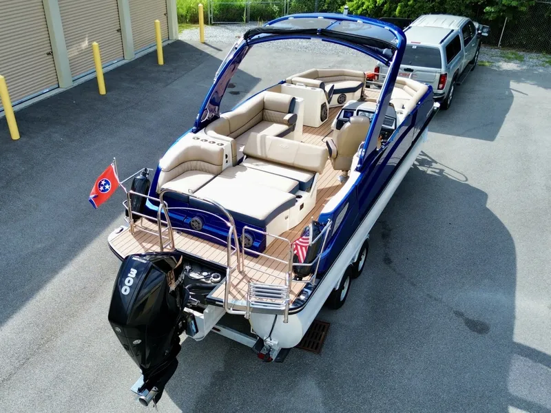 Slide: The Image of Harris Crowne 250 SL Tritoon 2019 - 6848069