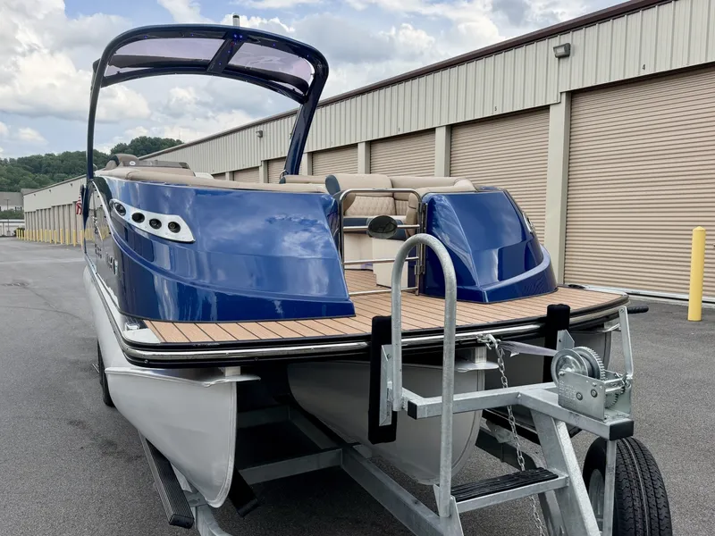 Slide: The Image of Harris Crowne 250 SL Tritoon 2019 - 6847868