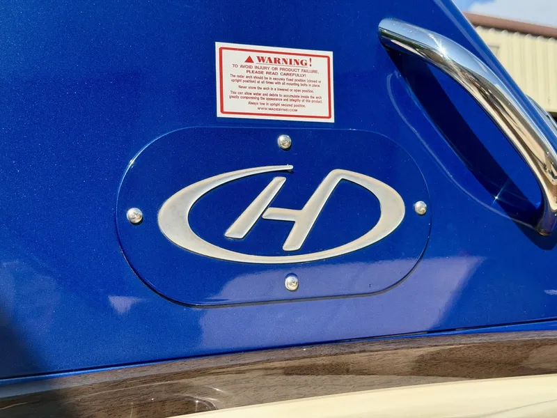 Slide: The Image of Harris Crowne 250 SL Tritoon 2019 - 6848081