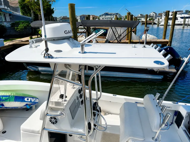 Slide: The Image of Regulator Marine Center Console 23 2000 - 6847755