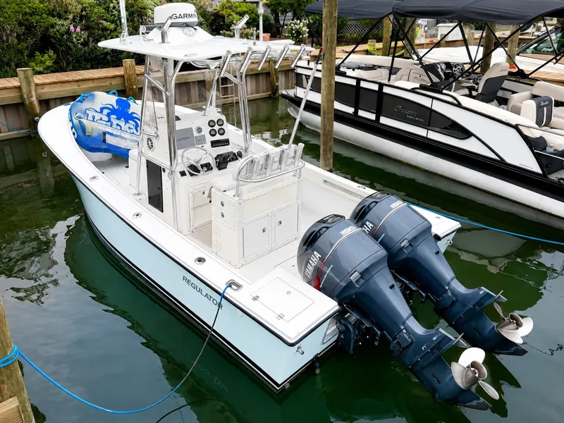 Slide: The Image of Regulator Marine Center Console 23 2000 - 6847773