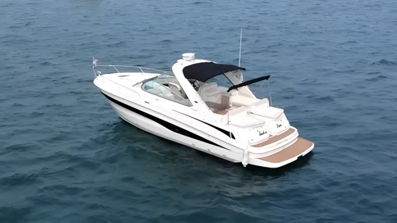 Slide: The Image of Sea Ray 370 Venture 2013 - 6847957