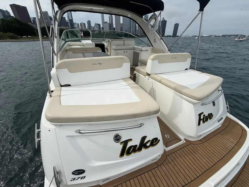 Slide: The Image of Sea Ray 370 Venture 2013 - 6847958