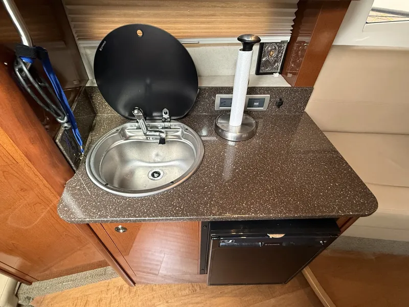 Slide: The Image of Sea Ray 370 Venture 2013 - 6848007