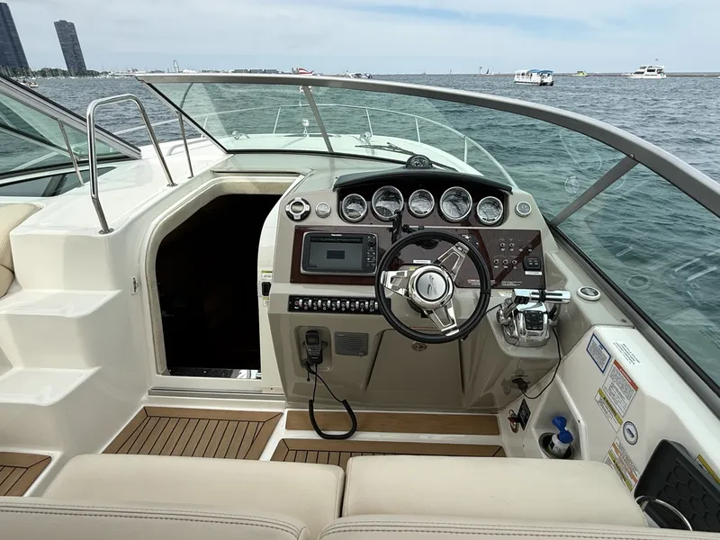 Slide: The Image of Sea Ray 370 Venture 2013 - 6847989