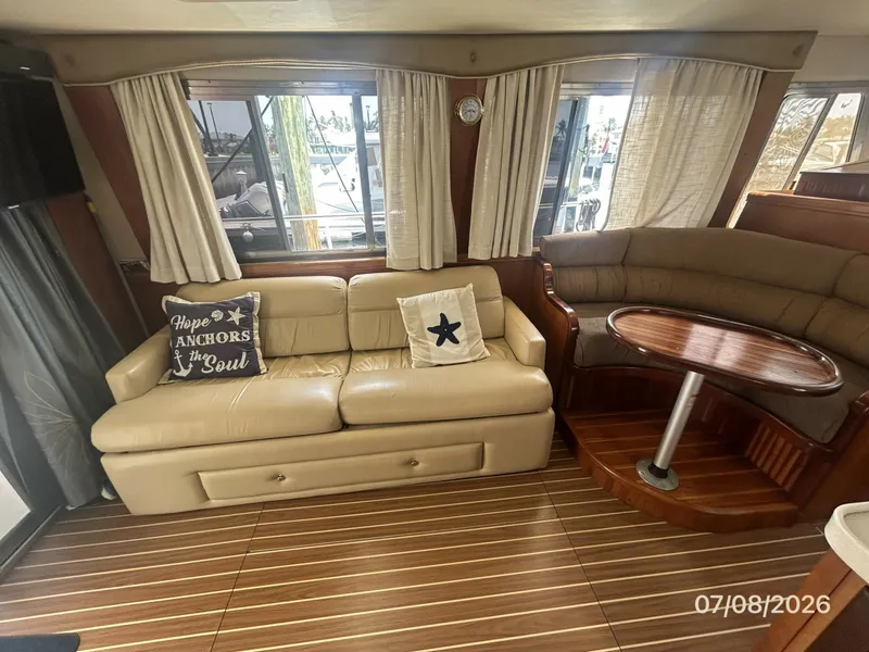 Slide: The Image of 40' Mainship salon port - 6848145
