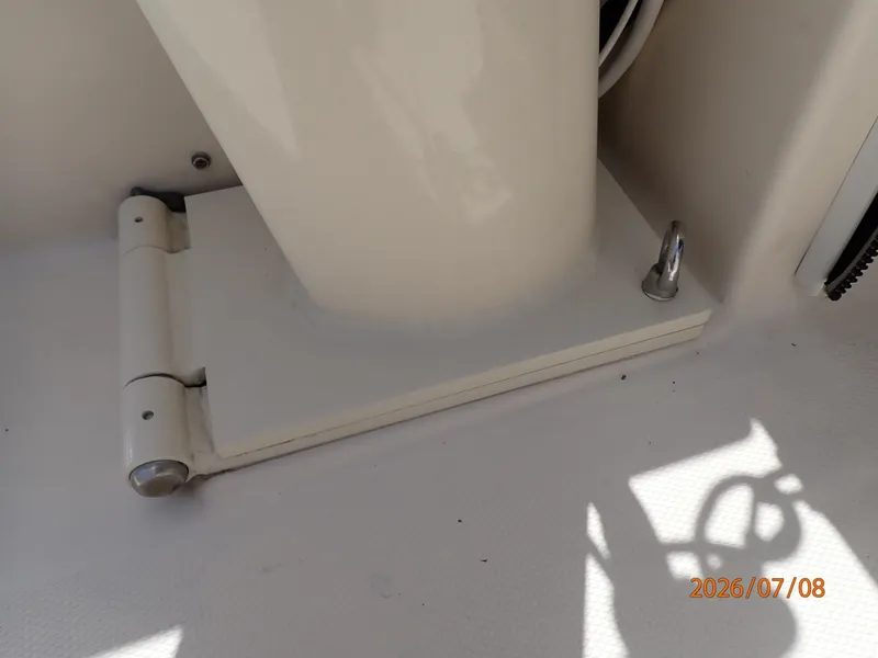 Slide: The Image of 40' Mainship mast base hinge - 6848127