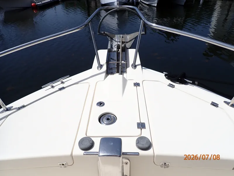 Slide: The Image of 40' Mainship anchor windlass1 - 6848089