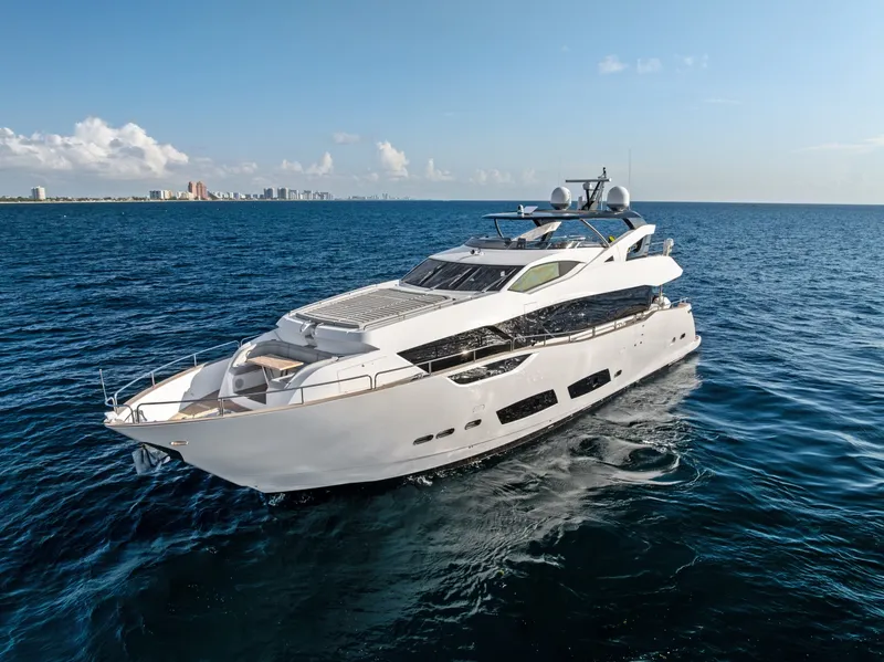 Slide: The Image of Sunseeker 95 Yacht 2024 - 7462854