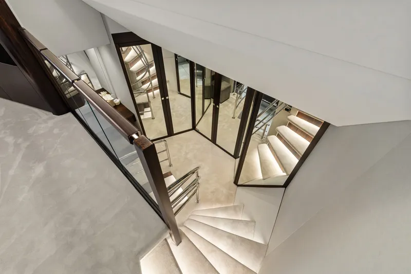 Slide: The Image of Sunseeker 95 Yacht 2024 - 7462997