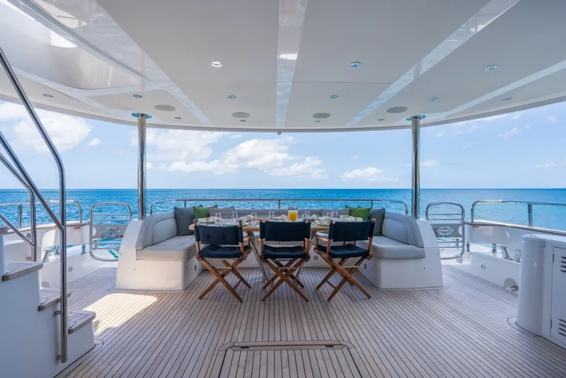 Slide: The Image of Sunseeker 95 Yacht 2024 - 6848730