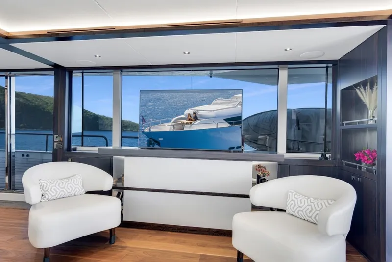 Slide: The Image of Sunseeker 95 Yacht 2024 - 6848735