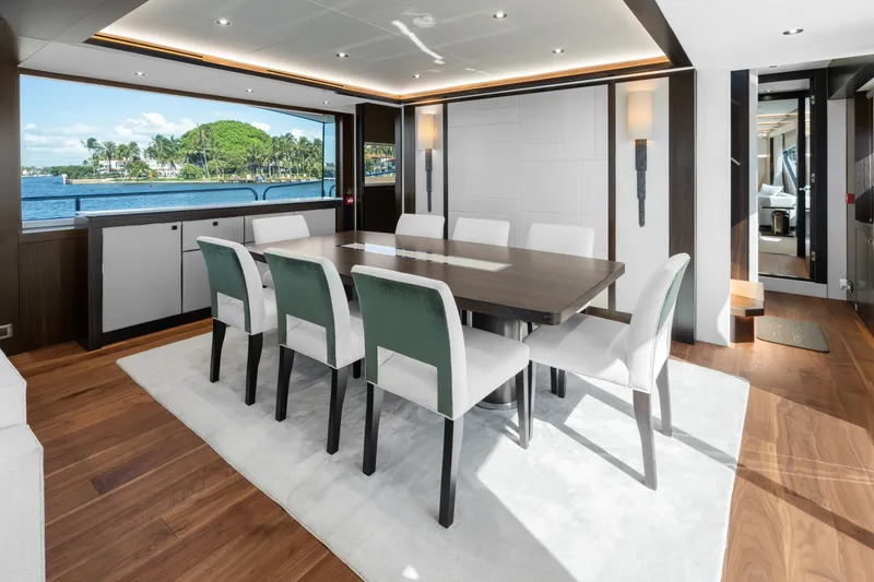 Slide: The Image of Sunseeker 95 Yacht 2024 - 7462942