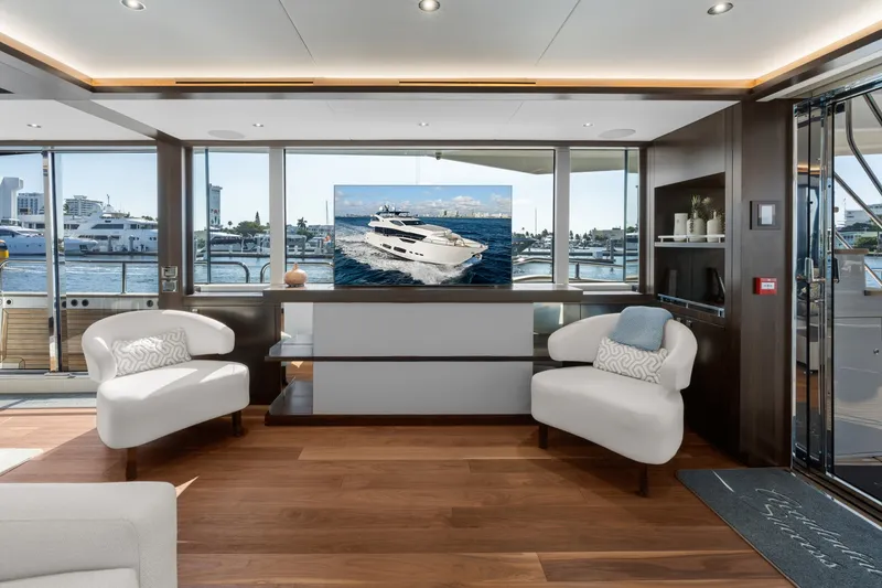 Slide: The Image of Sunseeker 95 Yacht 2024 - 7462916
