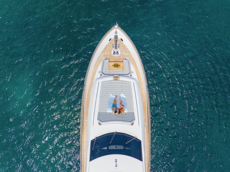 Slide: The Image of Sunseeker 95 Yacht 2024 - 6848758