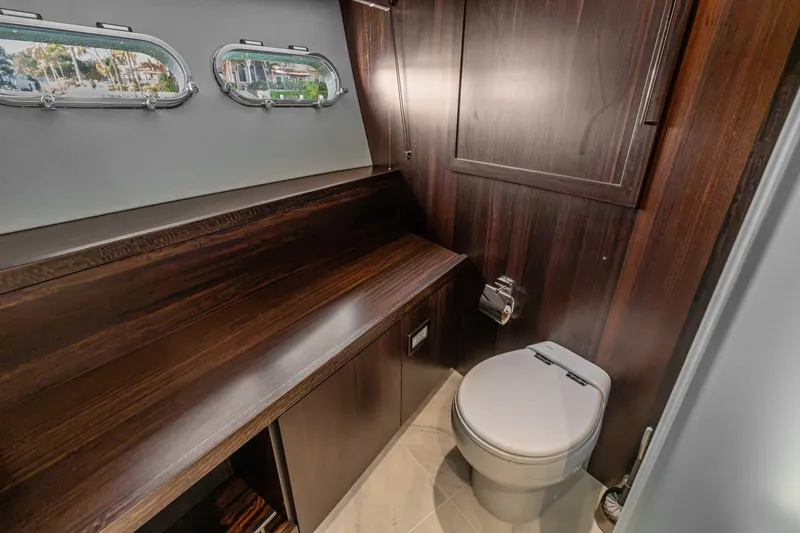 Slide: The Image of Sunseeker 95 Yacht 2024 - 7463024